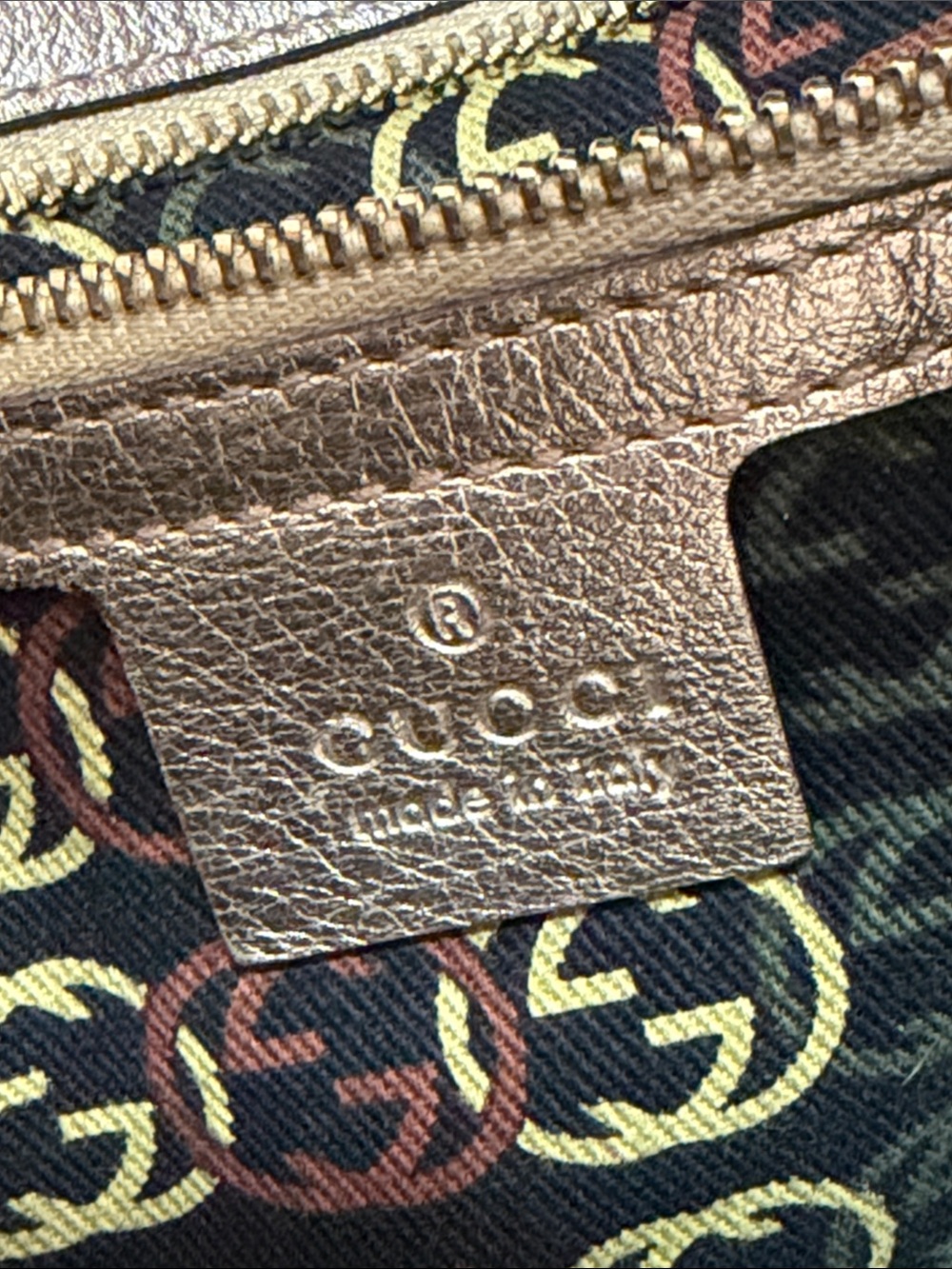 Gucci Interlocking G Britt Champagne Leather Hobo Shoulder Bag - Picture 8 of 13